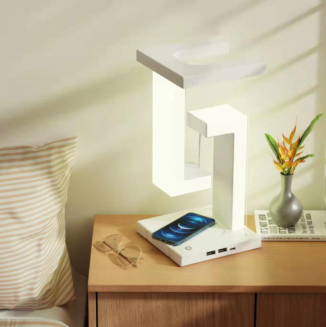 Magnetic Suspension Balance Table Lamp with Wireless Charging – Floating LED Desk & Bedside Lamp (USB, Touch Control)